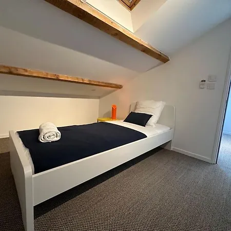 Maison Style Loft 10 Min A Pied Du Centre *